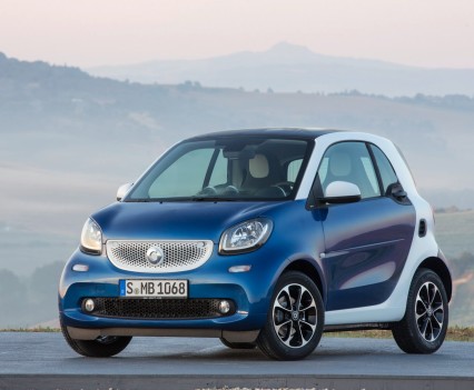 2015-Smart-ForTwo-ForFour-19