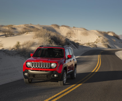 2015-Jeep-Renegade-13