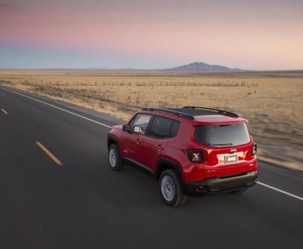 2015-Jeep-Renegade-19