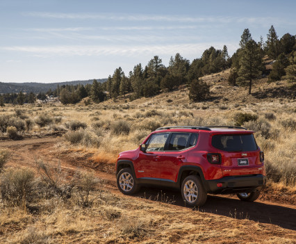 2015-Jeep-Renegade-34