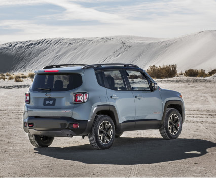 2015-Jeep-Renegade-36