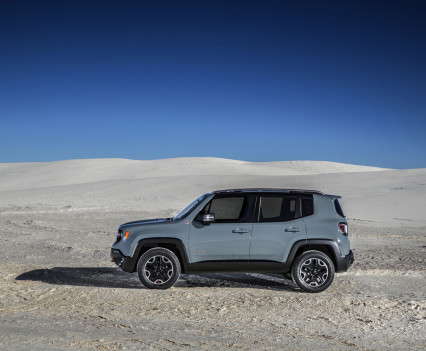 2015-Jeep-Renegade-44