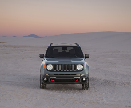 2015-Jeep-Renegade-49