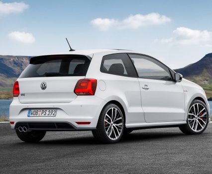 2015-VW-Polo-GT-Facelift-02