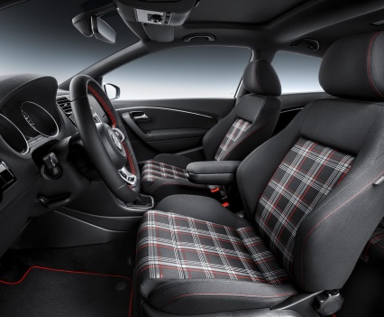 2015-VW-Polo-GT-Facelift-10