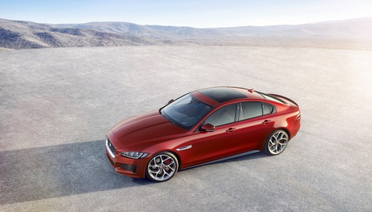 Nuova Jaguar XE 2016 immagini e informazioni ufficiali e prezzi