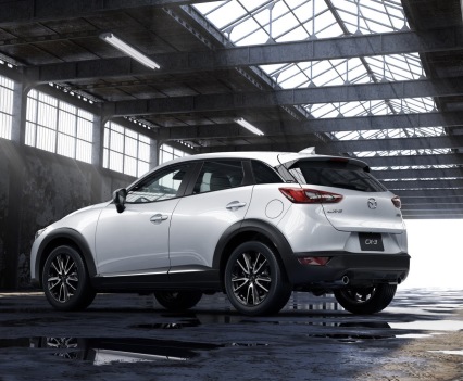 2016-Mazda-CX-3-8