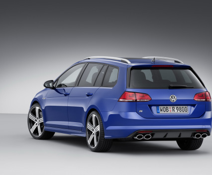 VW-Golf-R-Variant-8