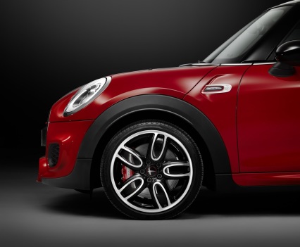 2015-Mini-JCW-19