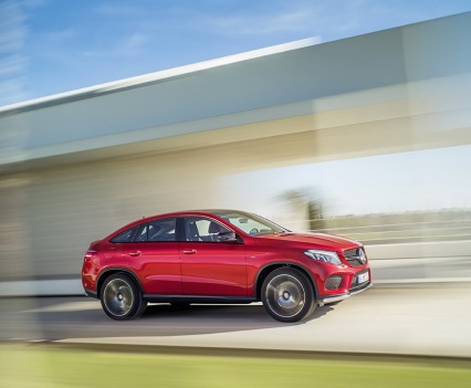 2016-Mercedes-Benz-GLE-Coupe-1