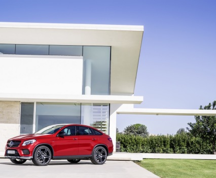 2016-Mercedes-Benz-GLE-Coupe-10