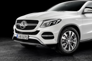 2016-Mercedes-Benz-GLE-Coupe-22