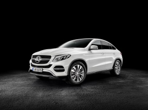 2016-Mercedes-Benz-GLE-Coupe-30