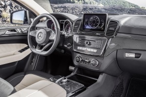 2016-Mercedes-Benz-GLE-Coupe-35