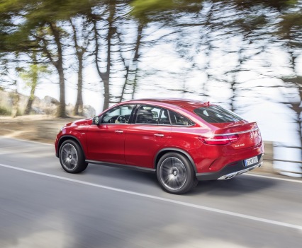 2016-Mercedes-Benz-GLE-Coupe-8
