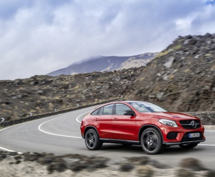 2016-Mercedes-Benz-GLE-Coupe-9