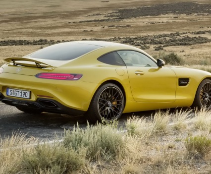 Mercedes-amg-gt-22