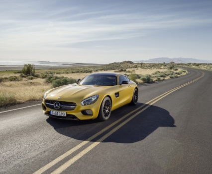 Mercedes-amg-gt-33