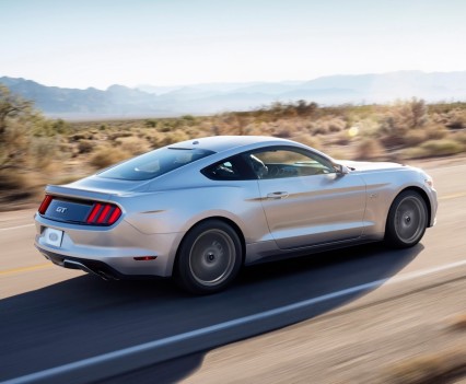 2016-Ford-mustang-7