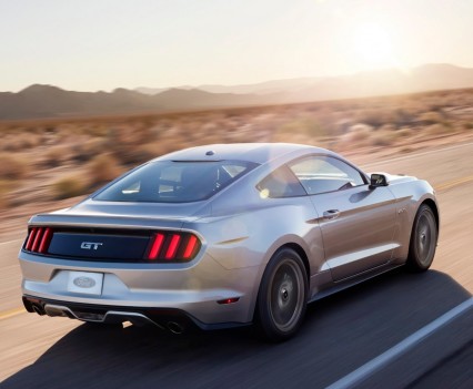 2016-Ford-mustang-8