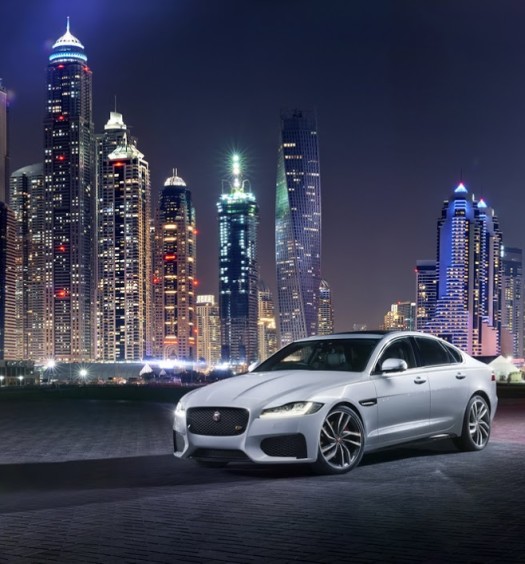 2016-Jaguar-XF-29