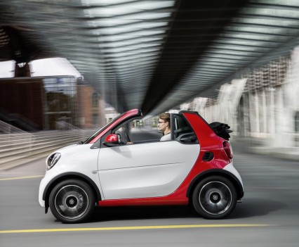 Smart-fortwo-cabrio-2016-nuova-5