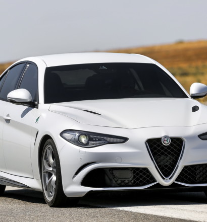 Alfa- Giulia-Quadrifoglio-prezzo5