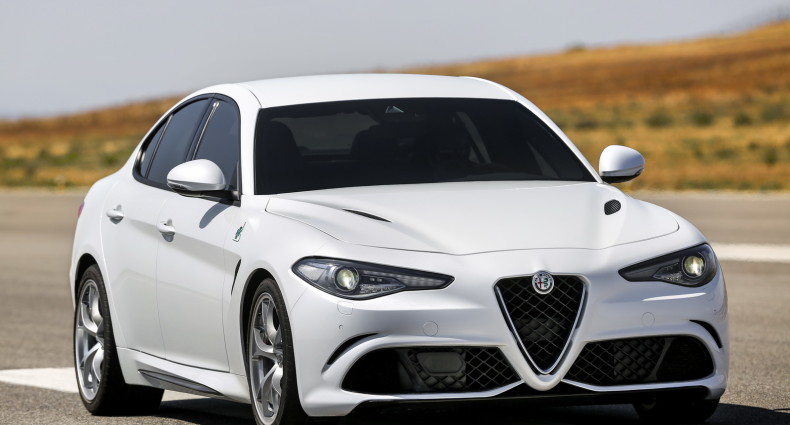 Alfa- Giulia-Quadrifoglio-prezzo5