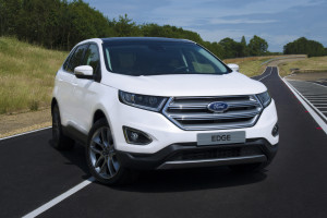 Ford-Edge-crossover-2016-19