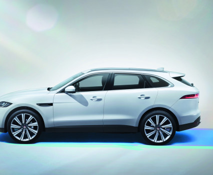 Jaguar-f-pace-28