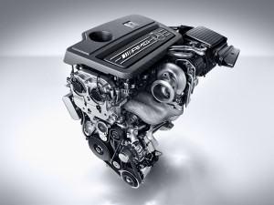 Mercedes-AMG A 45 4MATIC, AMG 2,0-Liter-Turbomotor mit 280 kW (381 PS) Höchstleistung und maximalen Drehmoment von 475 NewtonmeternAMG 2.0-litre turbocharged engine with a peak output of 280 kW (381 hp) and maximum torque of 475 newton metres