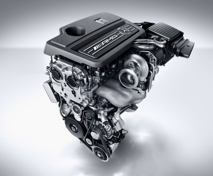 Mercedes-AMG A 45 4MATIC, AMG 2,0-Liter-Turbomotor mit 280 kW (381 PS) Höchstleistung und maximalen Drehmoment von 475 NewtonmeternAMG 2.0-litre turbocharged engine with a peak output of 280 kW (381 hp) and maximum torque of 475 newton metres