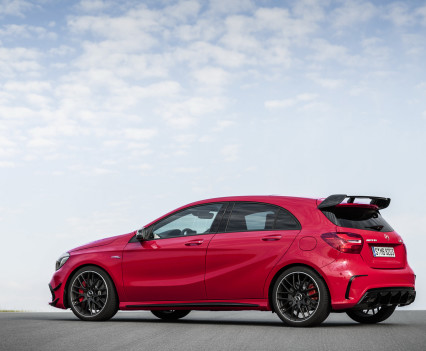 Mercedes-AMG A 45 4MATIC,jupiter rot, AMG Night-Paket, AMG Aerodynamik-Paket,jupiter red, AMG Night package, AMG Aerodynamics package