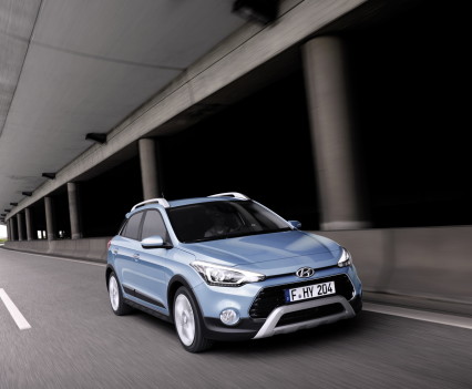 Nuova-Hyundai-i20-Active-2015-3