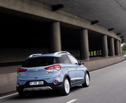 Nuova-Hyundai-i20-Active-2015-4