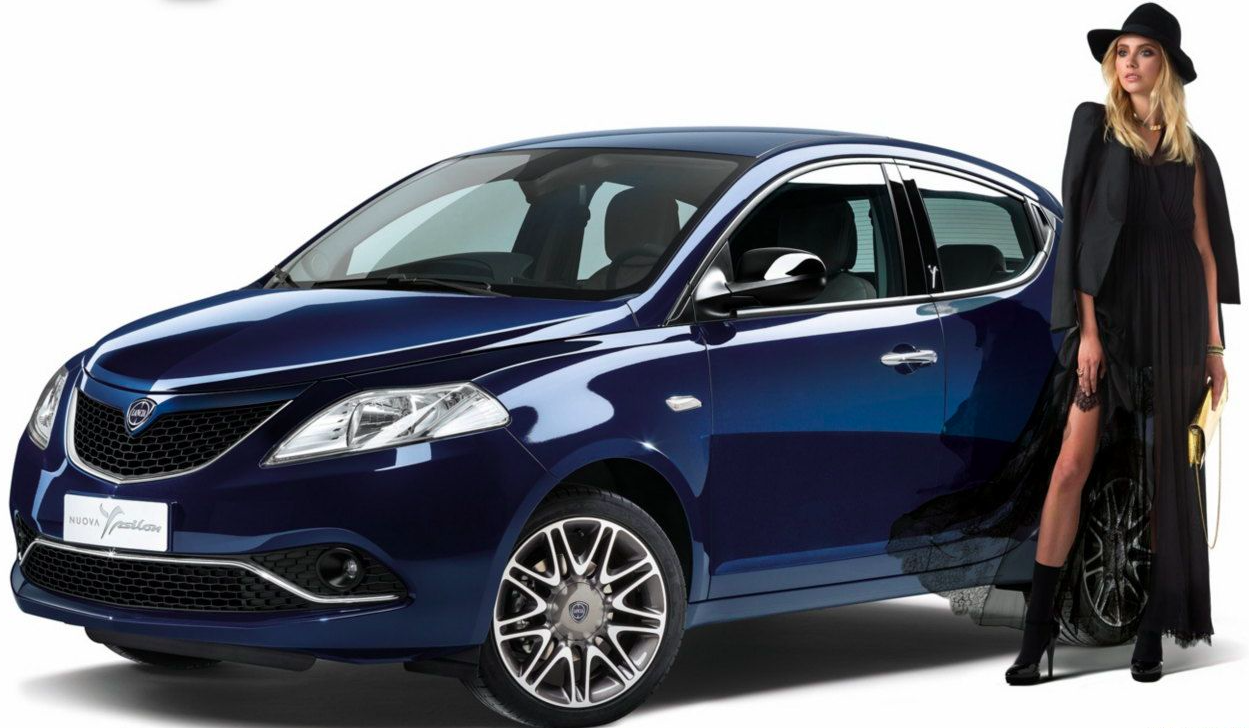 Nuova-Lancia-Ypsilon-2016-2