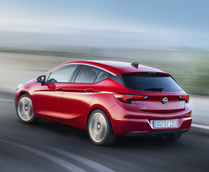 Nuova-Opel-Astra-2016-17