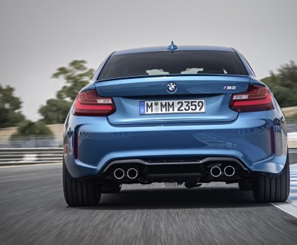 nuova-BMW-M2-2016-26