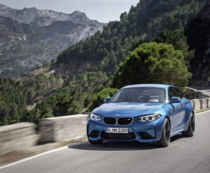 nuova-BMW-M2-2016-28