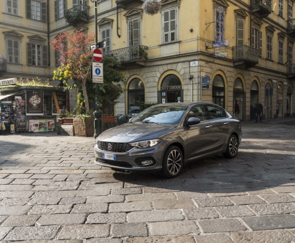 Nuova-Fiat-Tipo-diesel-2016-27