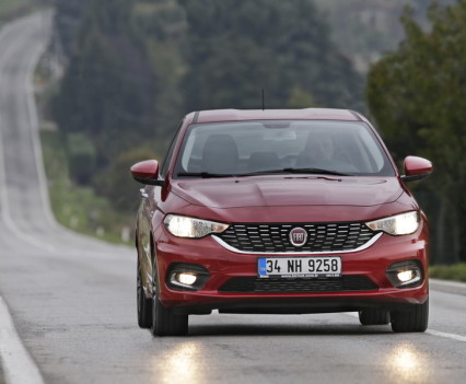 Nuova-Fiat-Tipo-diesel-2016-38