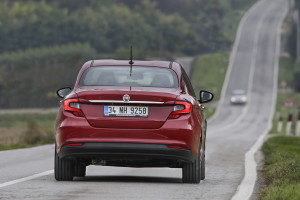 Nuova-Fiat-Tipo-diesel-2016-39