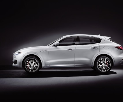 Maserati-levante-2016-ufficiale-suv-3