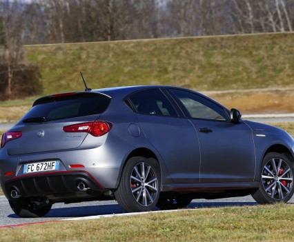 Nuova-Alfa-Romeo-Giulietta-2016-restyling-14