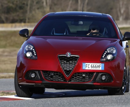 Nuova-Alfa-Romeo-Giulietta-2016-restyling-25