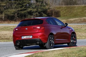 Nuova-Alfa-Romeo-Giulietta-2016-restyling-26