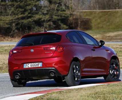 Nuova-Alfa-Romeo-Giulietta-2016-restyling-26