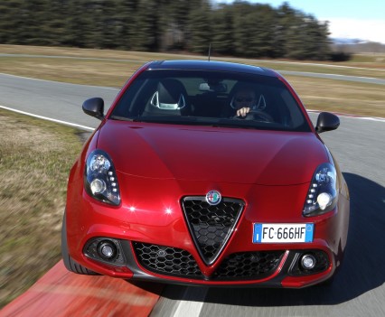 Nuova-Alfa-Romeo-Giulietta-2016-restyling-31