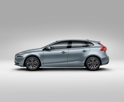 Volvo V40 T4 Momentum Studio Profile